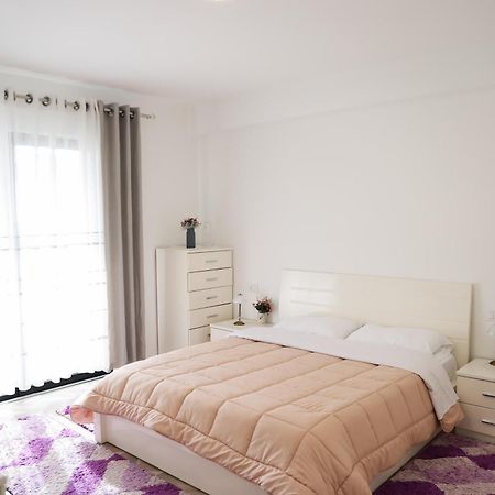 Family Apartment Tirana Bagian luar foto